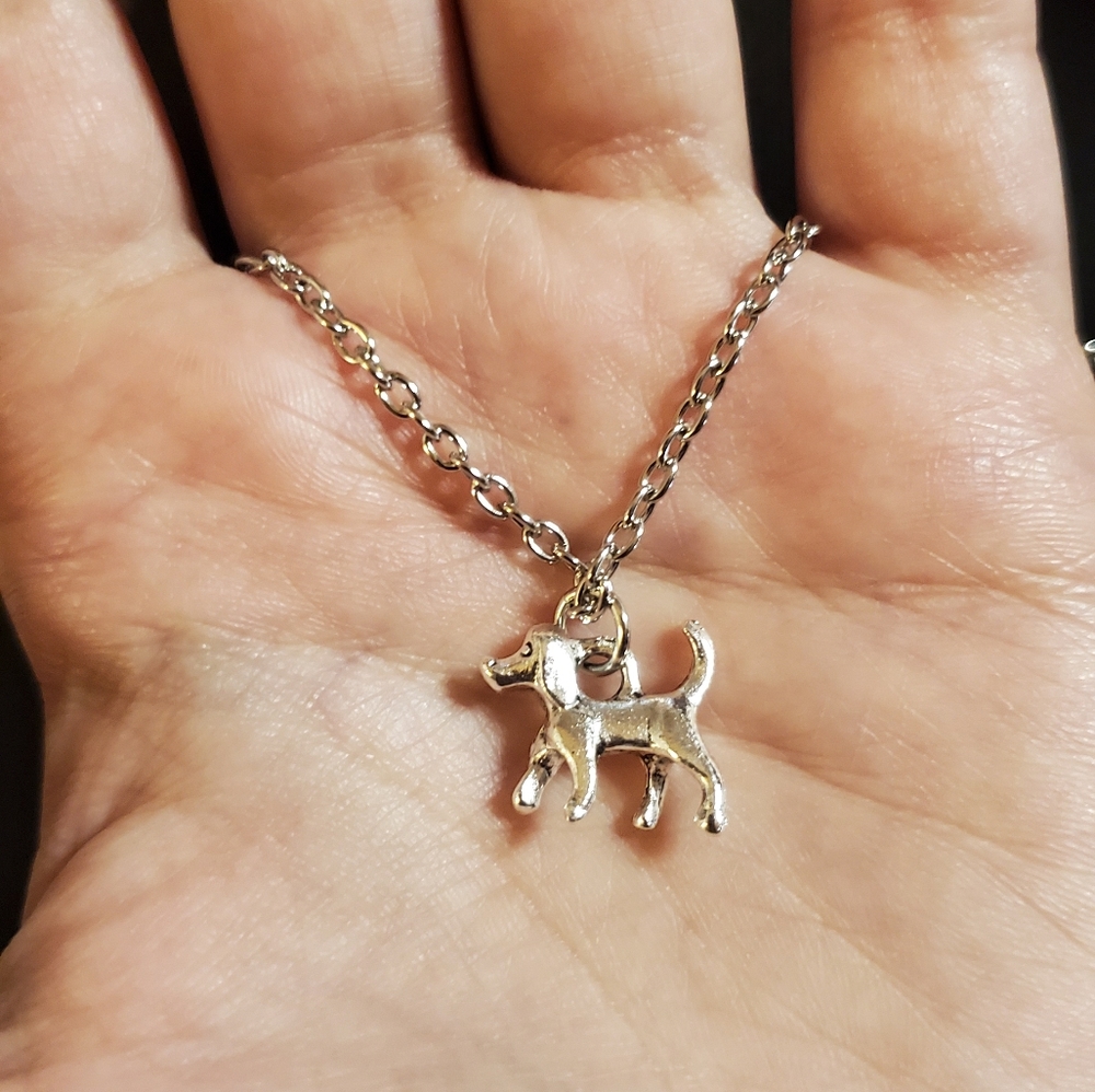 NWOT Silver Dog Necklace - Picture 4 of 5